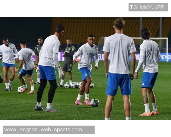 阿韦洛亚成功干预皇马中场组织问题助球队重回正轨