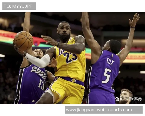 库里生涯第72次40分表现追平杜兰特并列NBA历史第九位